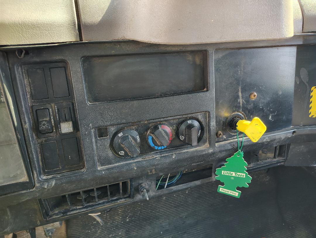 2000 INTERNATIONAL 4700 DT466E - Image 42